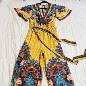 Gorgeous Tropical Flare Jumpsuit! - Size L